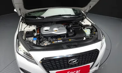 Hyundai Sonata 2017, 97810 км, за 7475.78 USD - фото 6