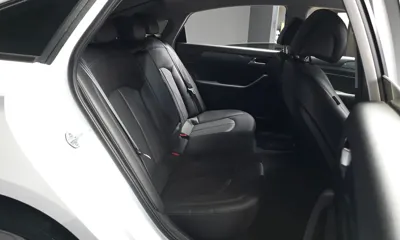 Hyundai Sonata 2017, 97810 км, за 7475.78 USD - фото 12