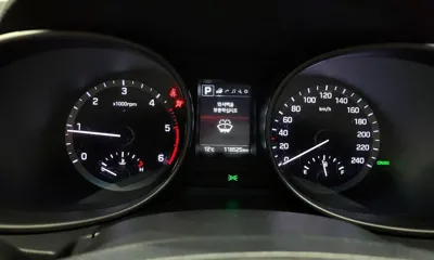 Hyundai Santafe 2016, 118525 км, за 8484.61 USD - фото 8