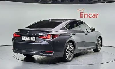 Lexus ES 2025, 74074 км, за 65000.3 USD - фото 2
