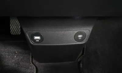 Kia EV6 2023, 68698 км, за 18827.37 USD - фото 27