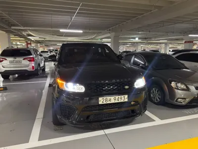 Land Rover Range Rover Sport · 2015 год