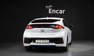 Hyundai Ioniq 2016, 89254 км, за 7201.85 USD