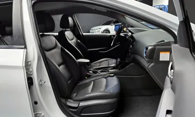 Hyundai Ioniq 2016, 89254 км, за 7201.85 USD - фото 10