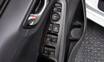 Hyundai Ioniq 2016, 89254 км, за 7201.85 USD - фото 18
