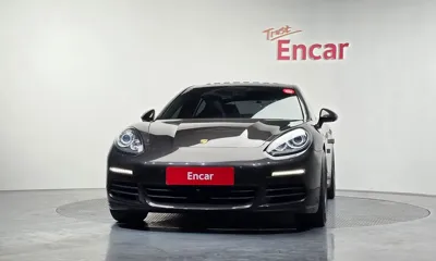 Porsche Panamera 2016, 124733 км, за 21605.55 USD
