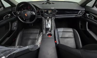 Porsche Panamera 2016, 124733 км, за 21605.55 USD - фото 7