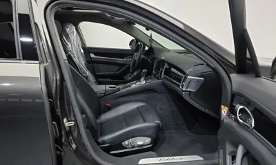 Porsche Panamera 2016, 124733 км, за 21605.55 USD - фото 11