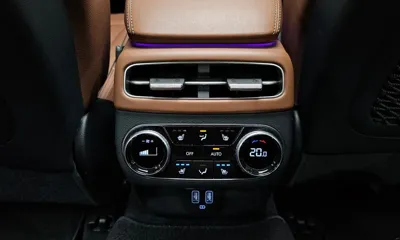 Genesis GV70 2021, 73063 км, за 23395.95 USD - фото 33