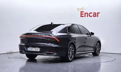 Hyundai Grandeur 2022, 168188 км, за 10083.28 USD