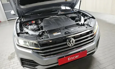 Volkswagen Touareg 2020, 116659 км, за 23843.92 USD - фото 6