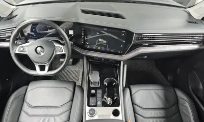 Volkswagen Touareg 2020, 116659 км, за 23843.92 USD - фото 7