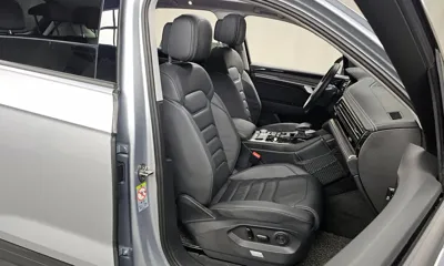 Volkswagen Touareg 2020, 116659 км, за 23843.92 USD - фото 12