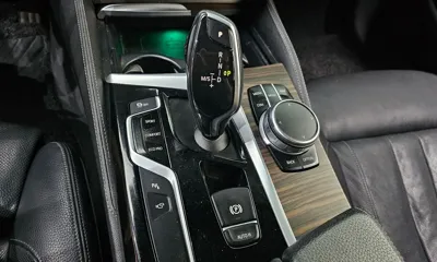 BMW 5-Series 2017, 121574 км, за 16476.3 USD - фото 9