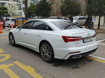 Audi A6 2023, 85000 км, за 18591.95 USD