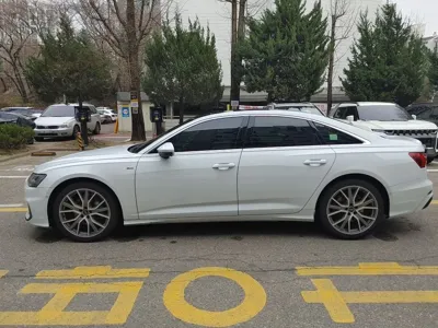 Audi A6 2023, 85000 км, за 18591.95 USD
