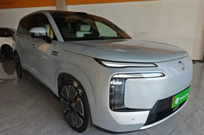 Denza N8L 2025, 4200 км, за 42128 USD