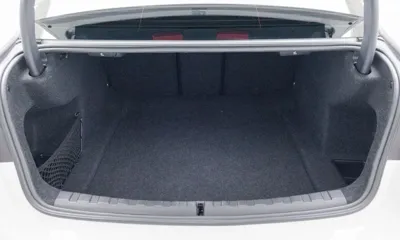 BMW 3-Series 2025, 9673 км, за 25322.29 USD - фото 20