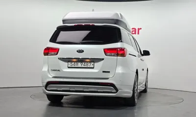 Kia Canival 2017, 123974 км, за 9318.59 USD