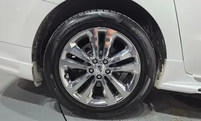 Kia Canival 2017, 123974 км, за 9318.59 USD
