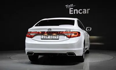 Hyundai Grandeur 2016, 108167 км, за 6045.63 USD