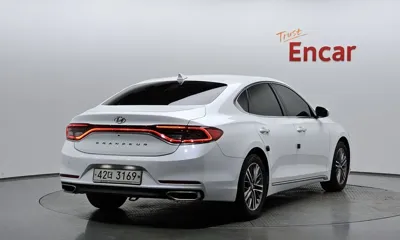 Hyundai Grandeur 2019, 68590 км, за 11636.22 USD