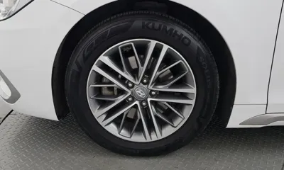 Hyundai Grandeur 2019, 68590 км, за 11636.22 USD
