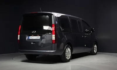 Hyundai Staria 2023, 50934 км, за 15919.25 USD