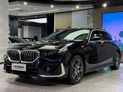 BMW 5 Series · 2024 год