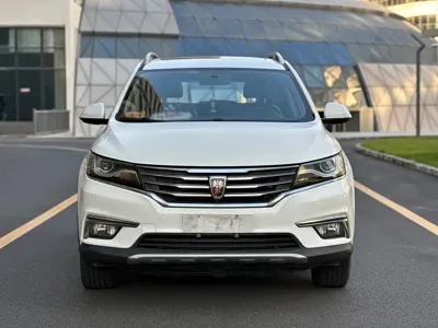 Roewe RX5 2016, 23000 км, за 2773.13 USD