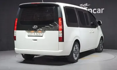 Hyundai Staria 2022, 57808 км, за 22443.42 USD