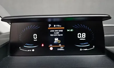 Hyundai Staria 2022, 57808 км, за 22427.35 USD - фото 8