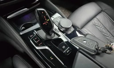 BMW 5-Series 2021, 79458 км, за 21596.43 USD - фото 9