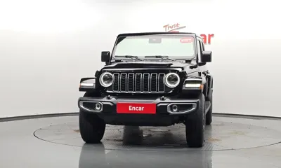Jeep Wrangler 2025, 2368 км, за 47262.7 USD