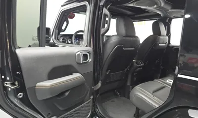 Jeep Wrangler 2025, 2368 км, за 46838.45 USD - фото 11