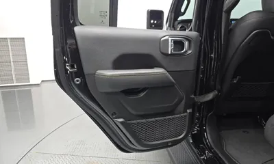 Jeep Wrangler 2025, 2368 км, за 46838.45 USD - фото 25