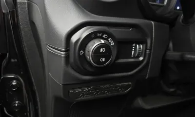 Jeep Wrangler 2025, 2368 км, за 46838.45 USD - фото 28