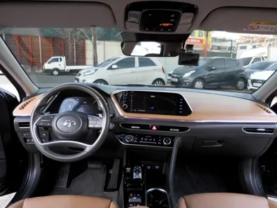 Hyundai Sonata 2021, 70365 км, за 12071.68 USD - фото 11