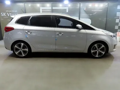 Kia Carens 2015, 123434 км, за 4293.52 USD