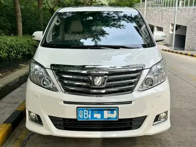 Toyota Alphard 2014, 200000 км, за 20598.49 USD