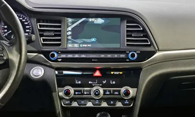 Hyundai Avante 2019, 95673 км, за 8730.47 USD - фото 12