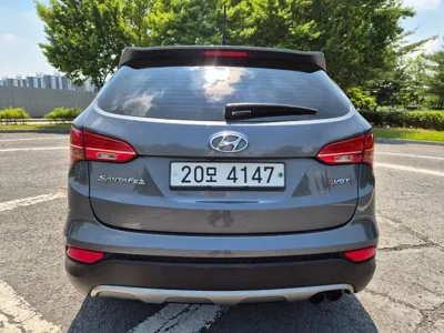 Hyundai Santafe 2014, 102179 км, за 5842.2 USD