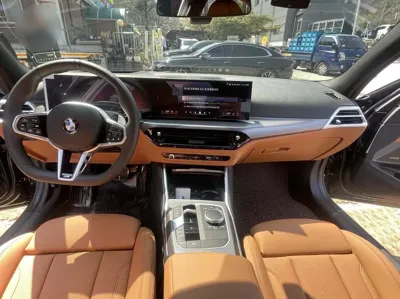 BMW 3-Series 2026, 800 км, за 18583.43 USD - фото 7