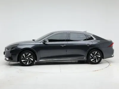 Hyundai Grandeur 2021, 129348 км, за 13850.6 USD
