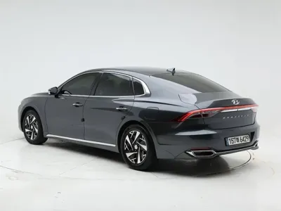 Hyundai Grandeur 2021, 129348 км, за 13850.6 USD