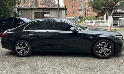 Mercedes-Benz E-Class 2025, 5914 км, за 34134.17 USD
