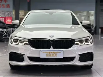 BMW 5 Series 2020, 67000 км, за 24719.94 USD