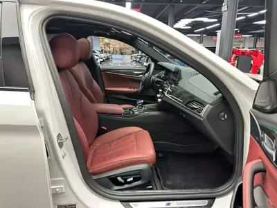 BMW 5 Series 2020, 67000 км, за 24719.94 USD - фото 7