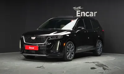 Cadillac XT6 · 2021 год