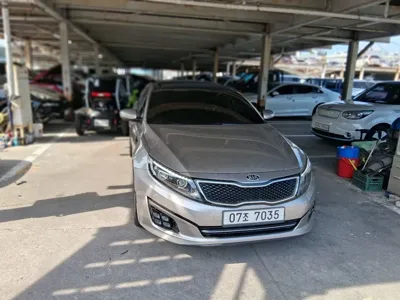 Kia K5 · 2014 год